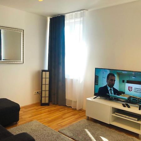 On The Top Apartments Prague Luaran gambar