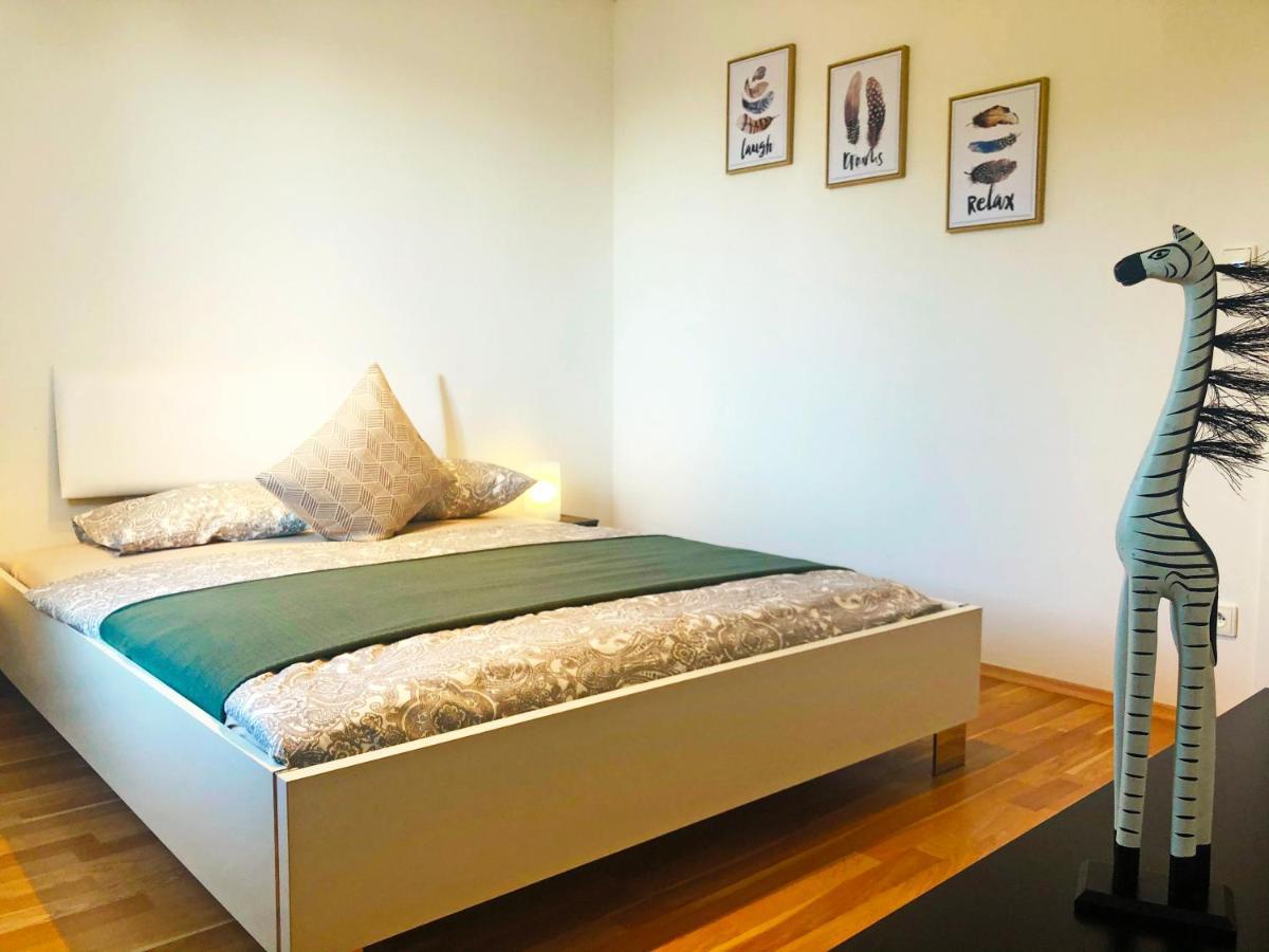 On The Top Apartments Prague Luaran gambar