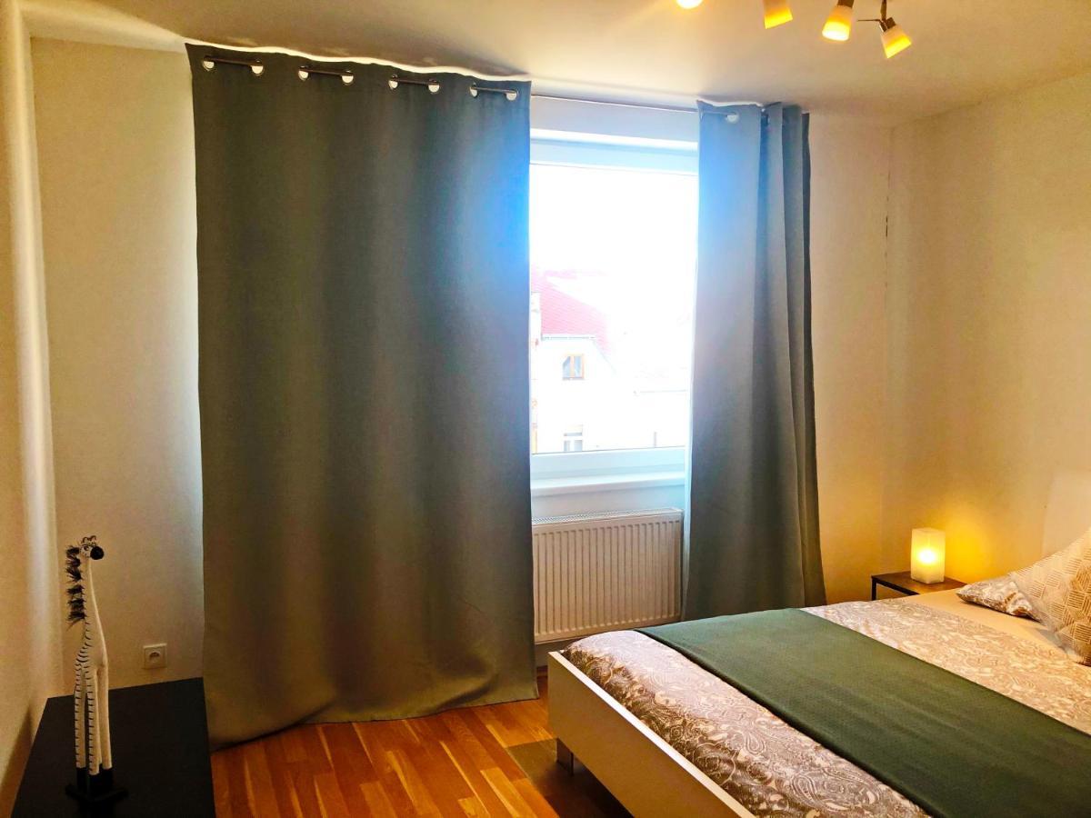 On The Top Apartments Prague Luaran gambar