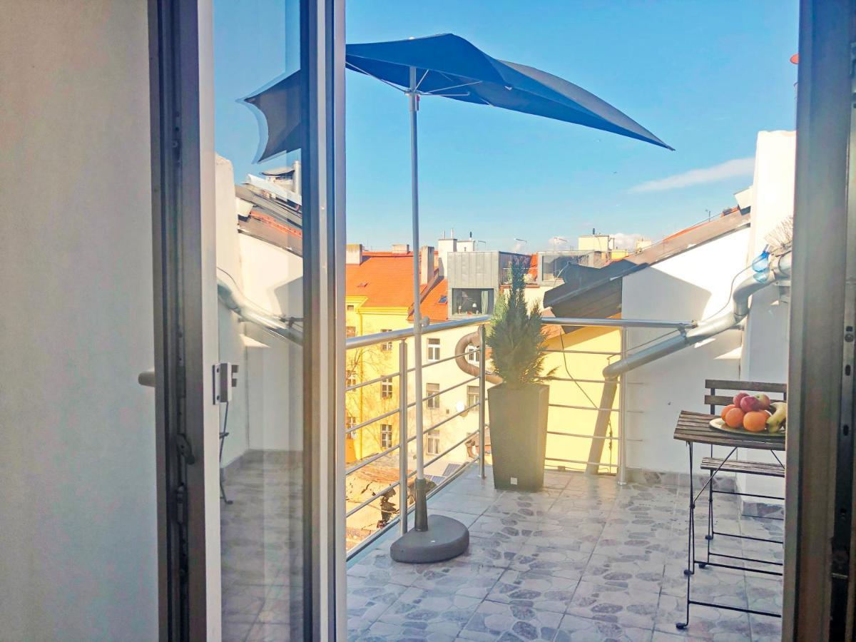On The Top Apartments Prague Luaran gambar