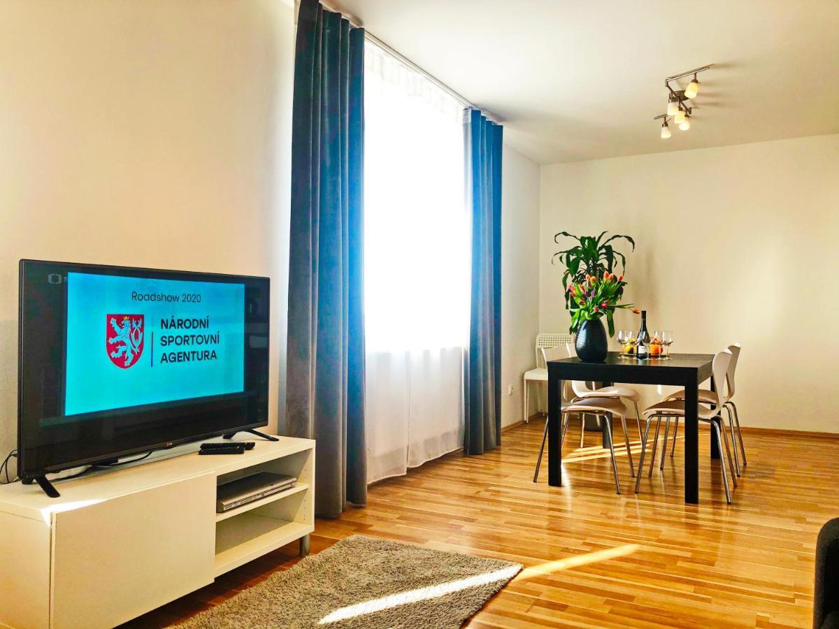 On The Top Apartments Prague Luaran gambar